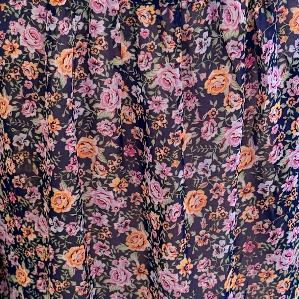 Listicle  Navy Blue with Ditsy Floral Long Sleeve Blouse M - Picture 11 of 11